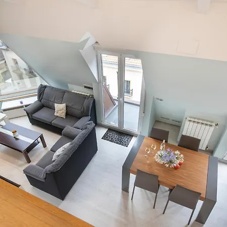 Apartment Luxury Duplex Penthouse With Terrace-old Town *