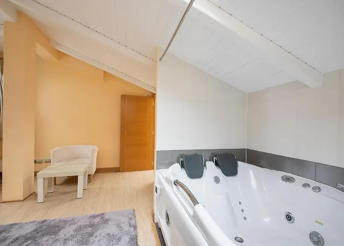 アパート Luxury Duplex Penthouse With Terrace-old Town サン・セバスティアン